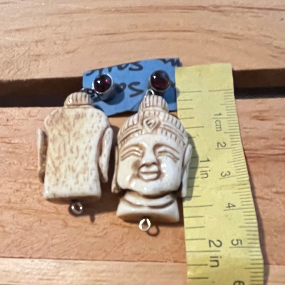 Handmade dangle earings. One of a kind. - Picture 4 of 4